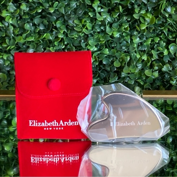 Elizabeth Arden Gua Sha with Pouch | NEW - Picture 5 of 6